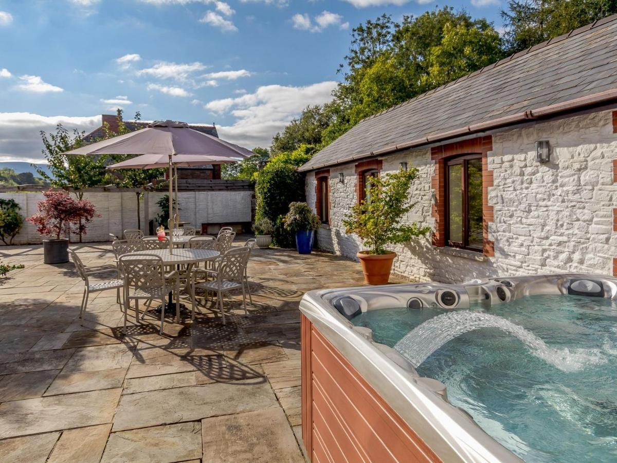 White Horse Farm Villa Abergavenny Buitenkant foto
